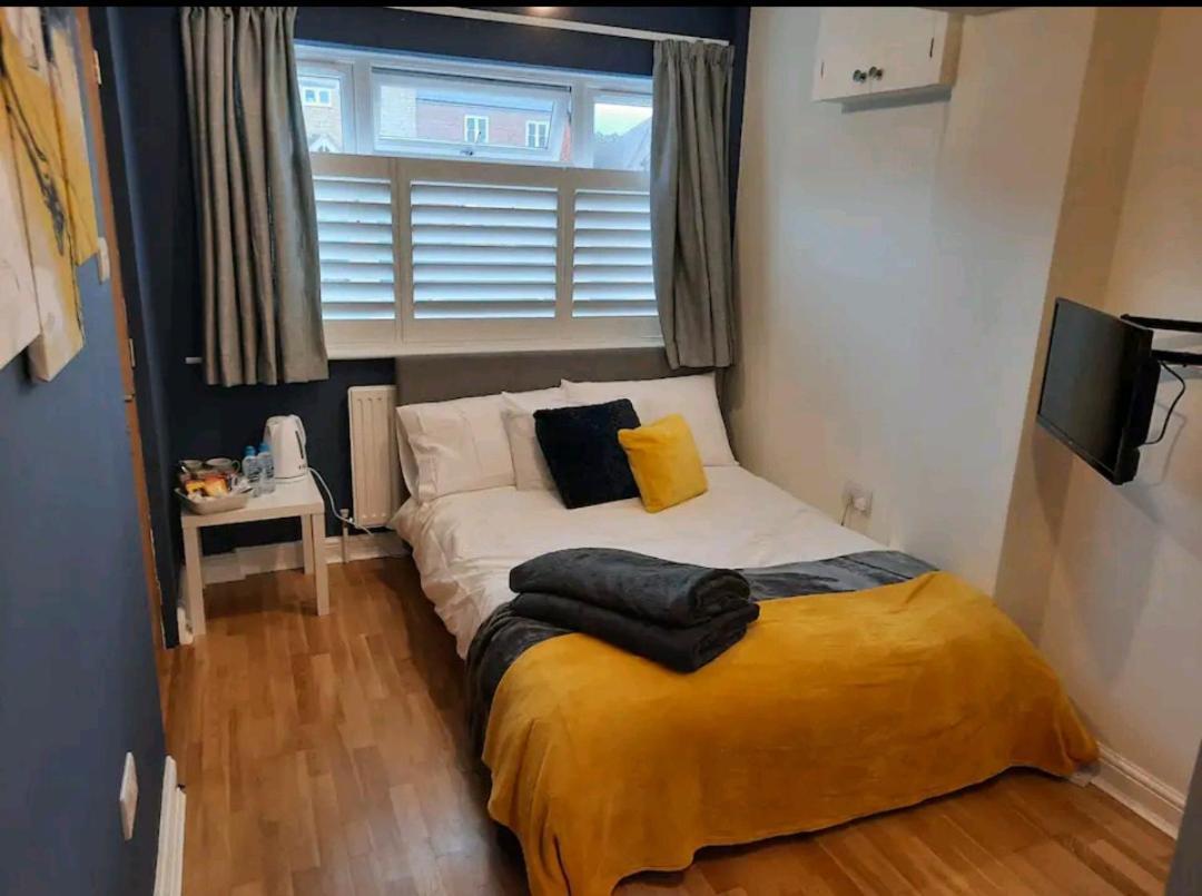 Double Room With Ensuite Close To Silverstone Whittlebury Buitenkant foto
